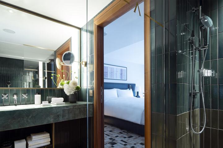 Room 92 of 168