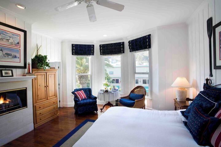 Room 17 of 24
