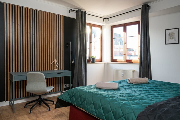 Room 47 of 178