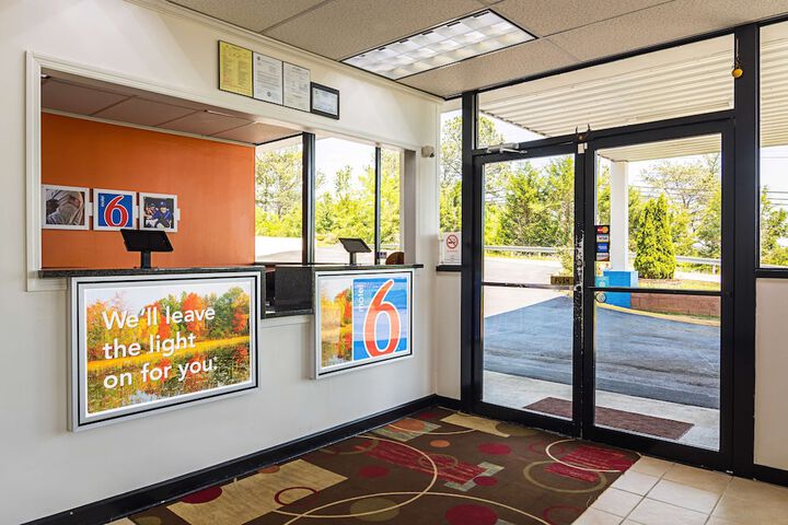 Hotel Interior 3 of 27