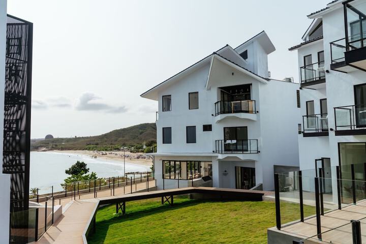 Hotel Exterior 120 of 145