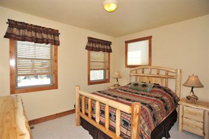 Room 45 of 106