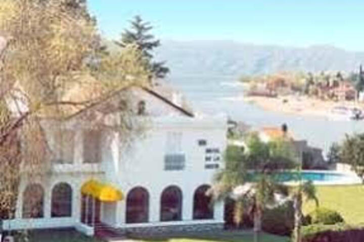 HOSTAL DE LA COSTA