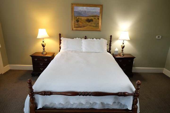 Room 57 of 252