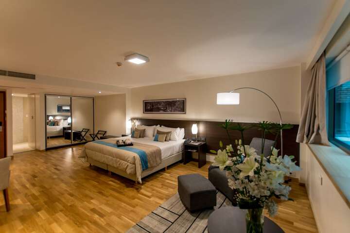 Room 17 of 47