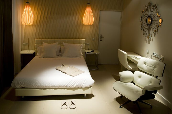 Room 14 of 86