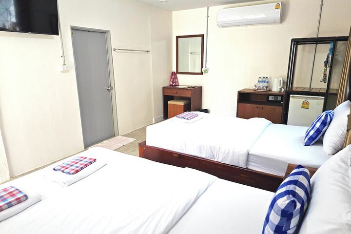 Room 43 of 92