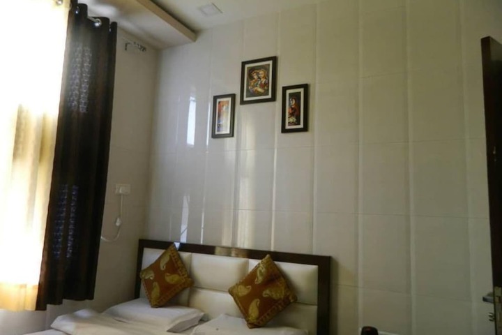 Room 7 of 7