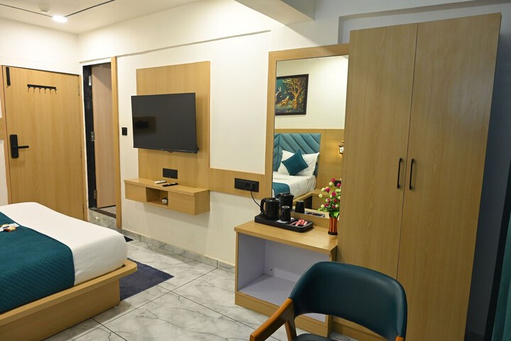 Room 22 of 36