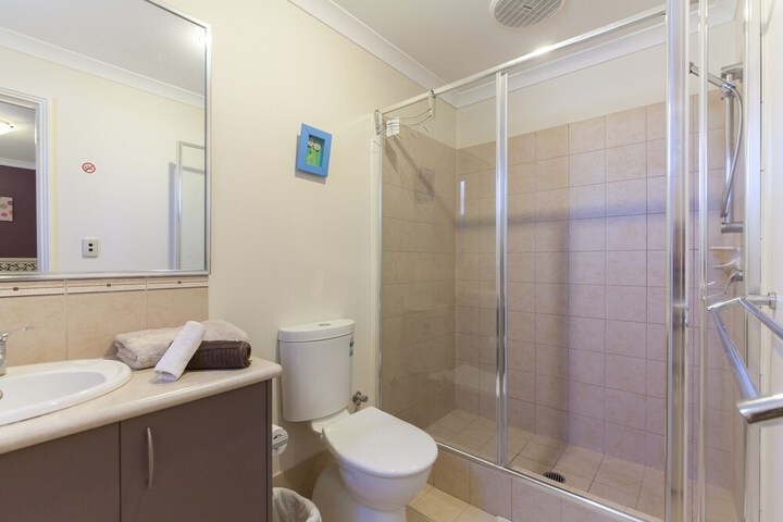 Room 19 of 29