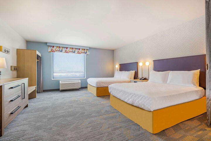 Room 7 of 46