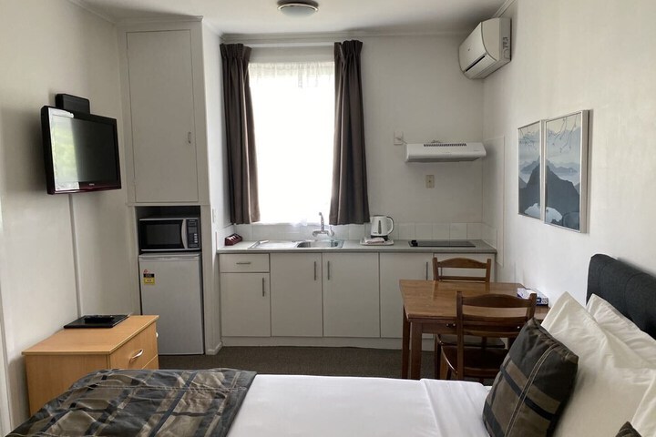 Room 22 of 62