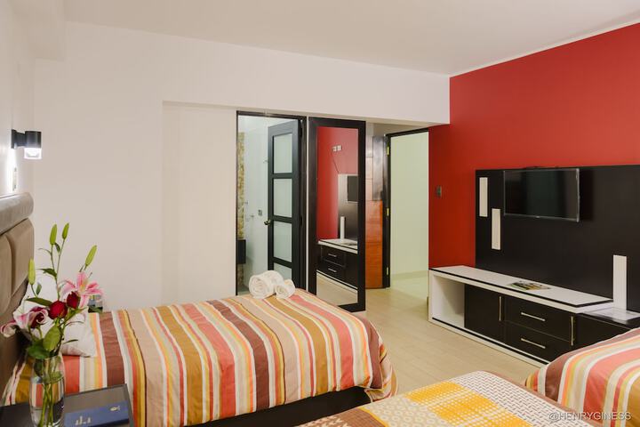 Room 9 of 19