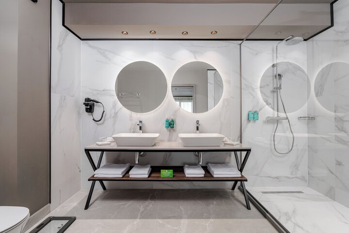 Bathroom Interior Photo