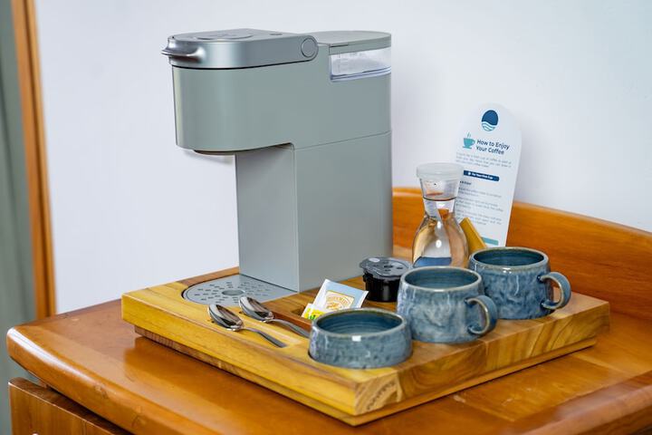 Breakfast/Coffee Service 40 of 75