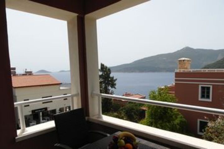 Terrace/Patio 3 of 94