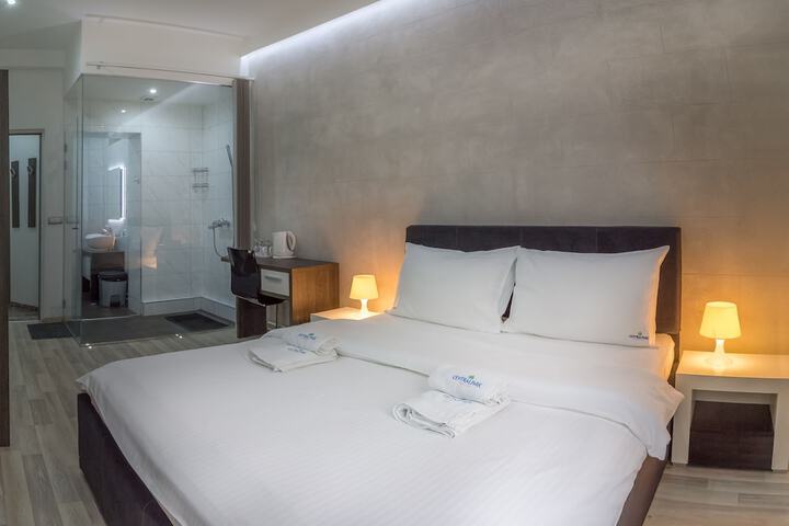 Room 7 of 55