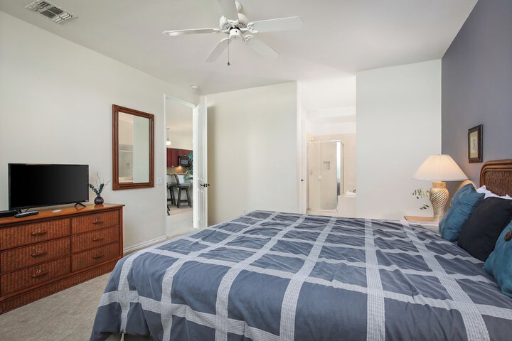 Room 2 of 229