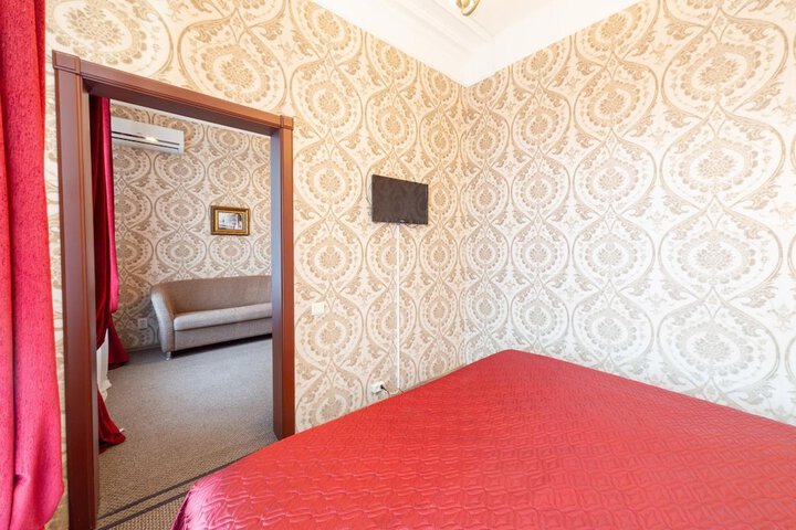 Room 21 of 51