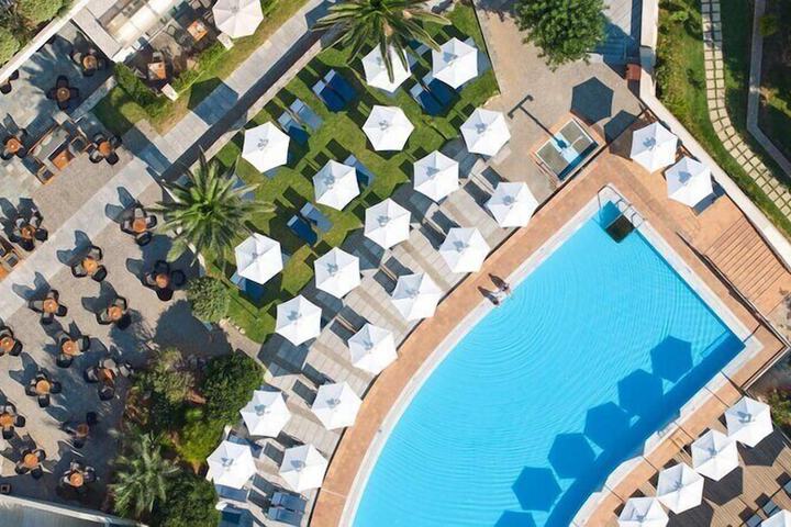 Pool 63 of 137