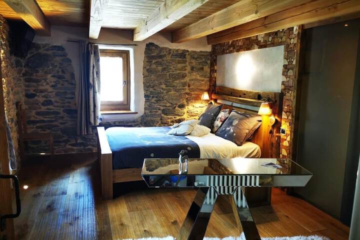 Room 20 of 37
