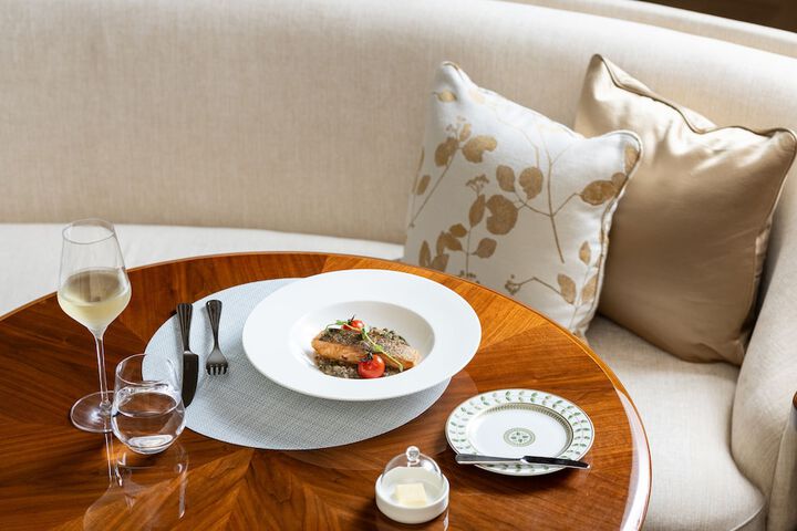 Dining 69 of 82