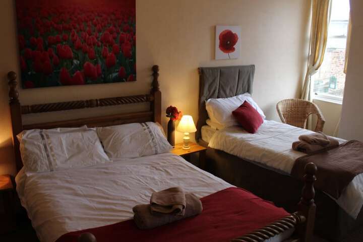 Room 9 of 43
