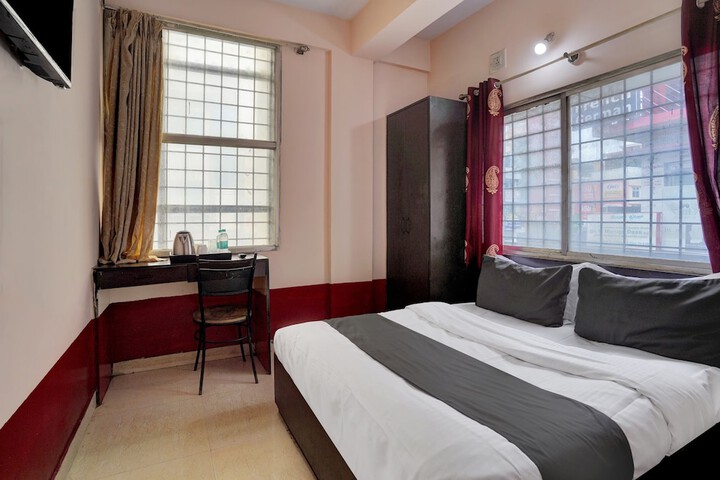 Room 7 of 17