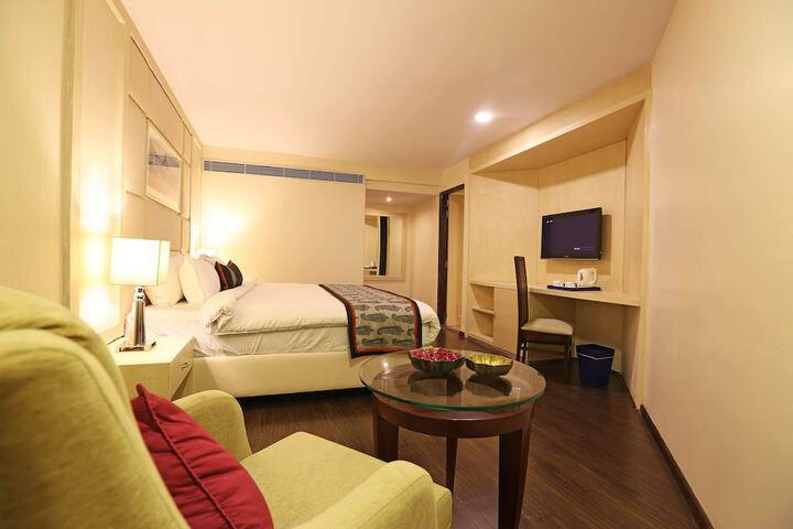 Room 14 of 51