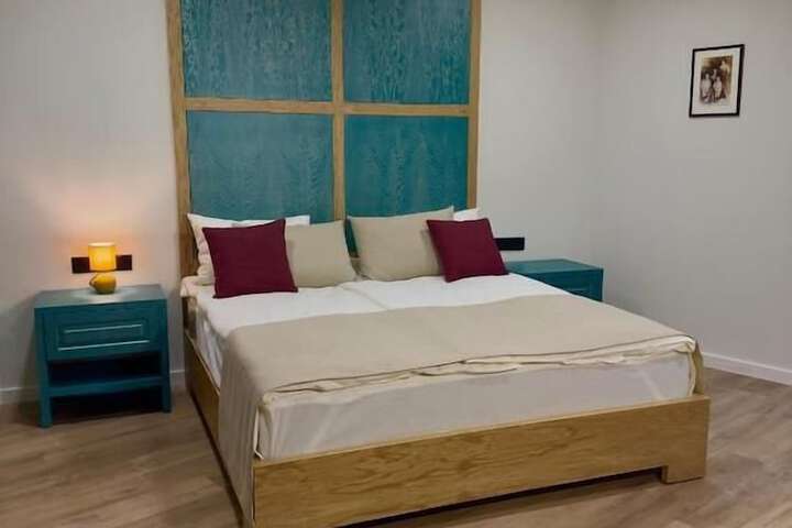 Room 8 of 58