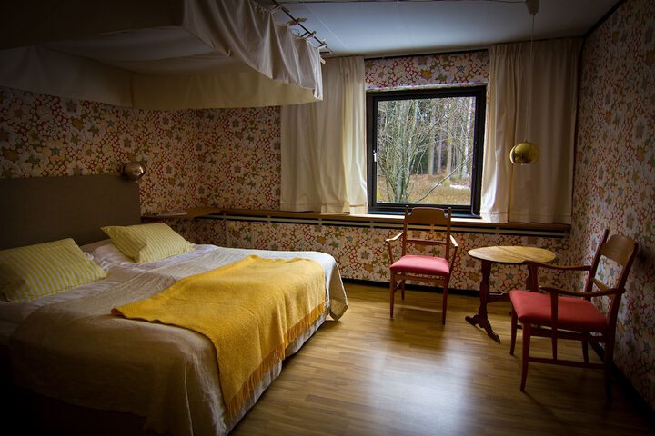 Room 6 of 70