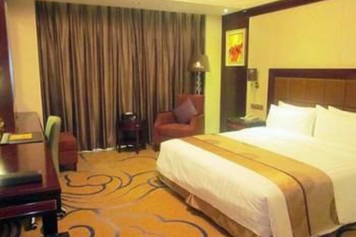 Room 34 of 101