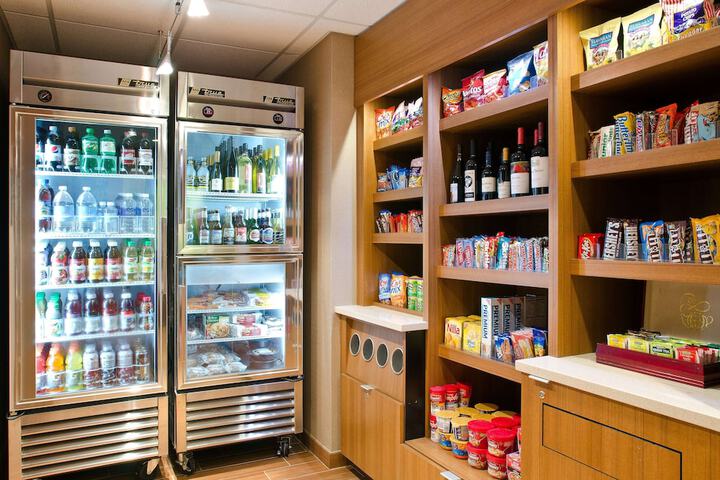 Snack bar