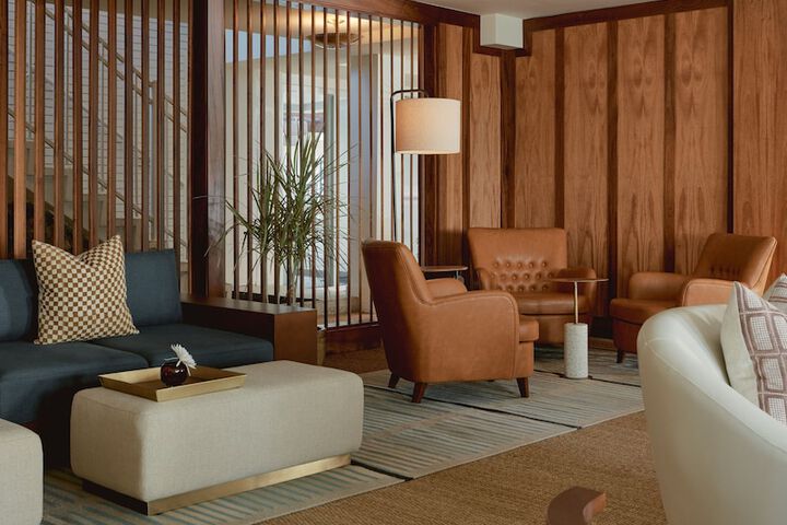 Hotel Interior 5 of 36