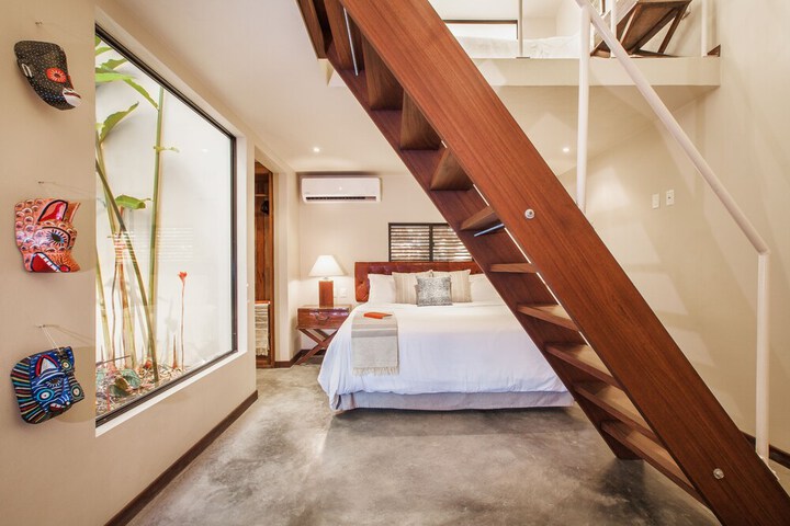 Room 19 of 61