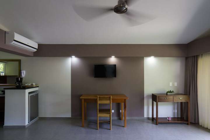 Room 5 of 22