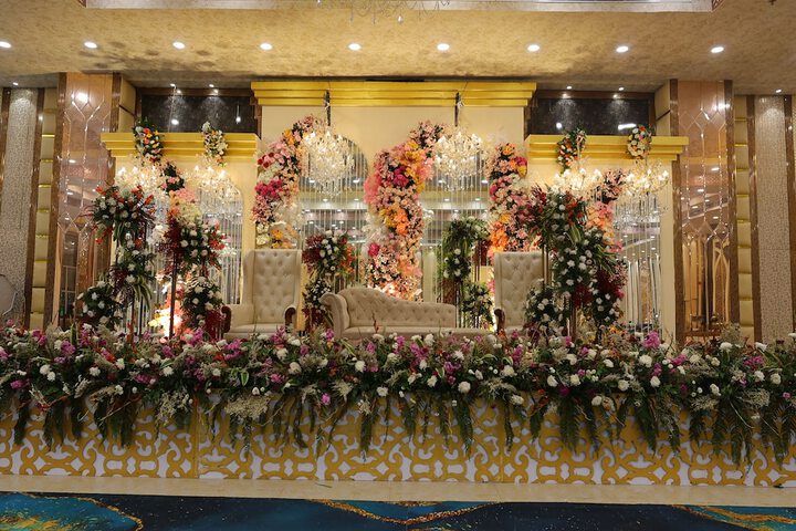 Ballroom/Hall 38 of 54