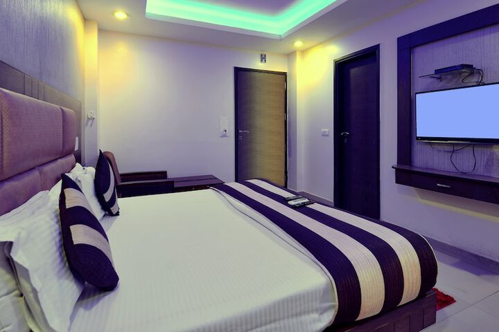 Room 3 of 31