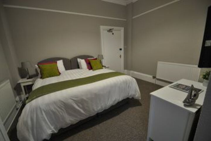 Room 31 of 60