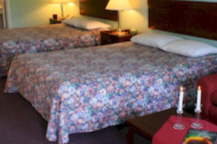 Room 11 of 11