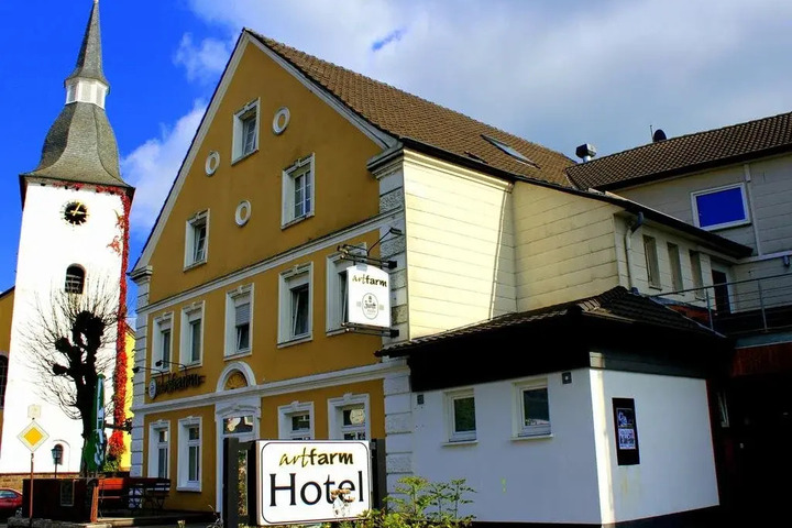 ARTFARM RESTAURANT HOTEL