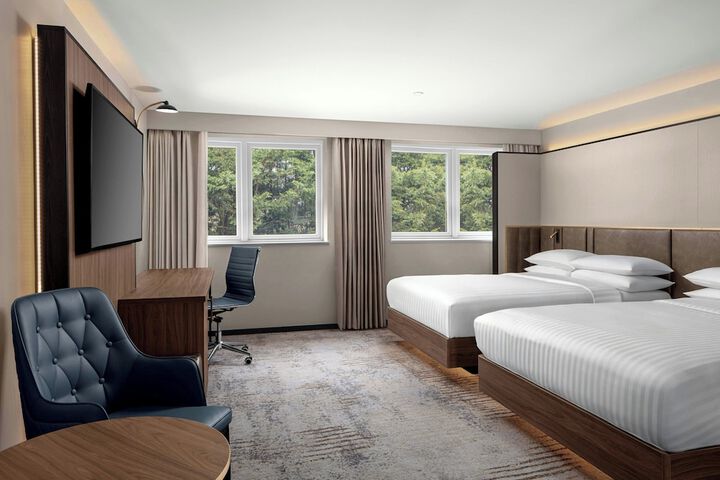 Room 6 of 40