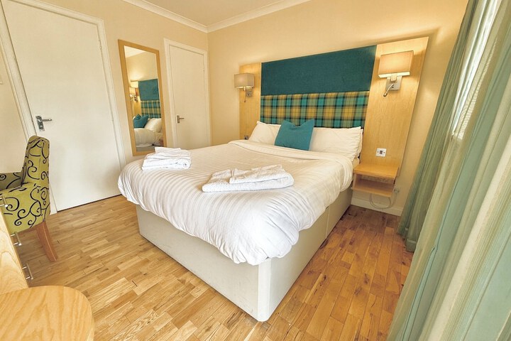 Room 5 of 55