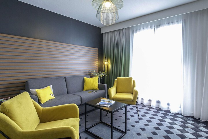 Room 20 of 132