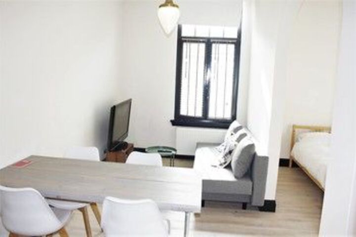 Room 72 of 168