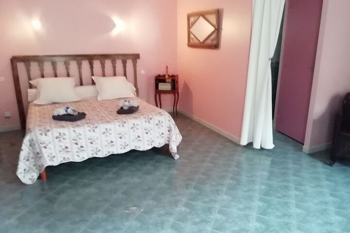 Room 26 of 62