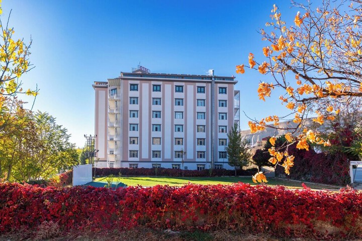 Hotel 33 of 41