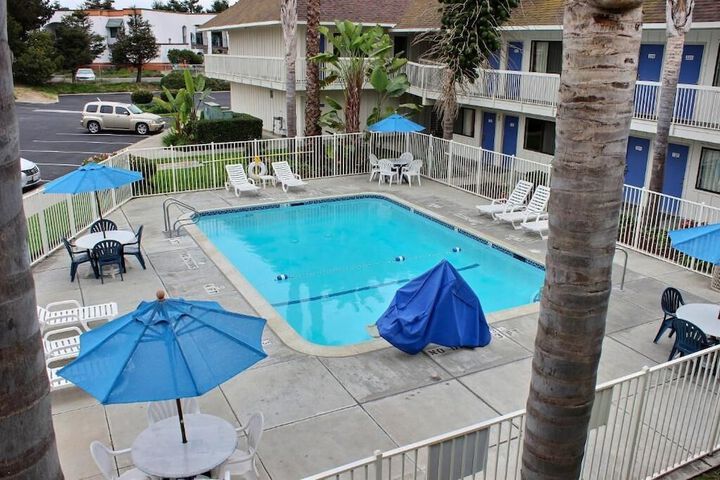 Hotel with Pool