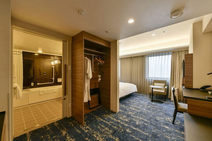 Room 5 of 39
