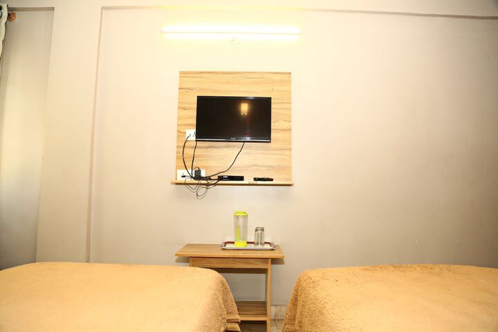 Room 22 of 32